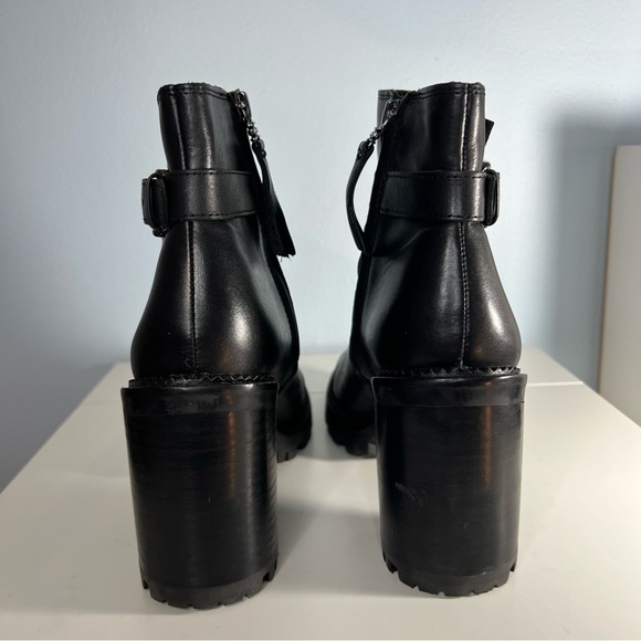 Sam Edelman Shania Bootie - Picture 4 of 13